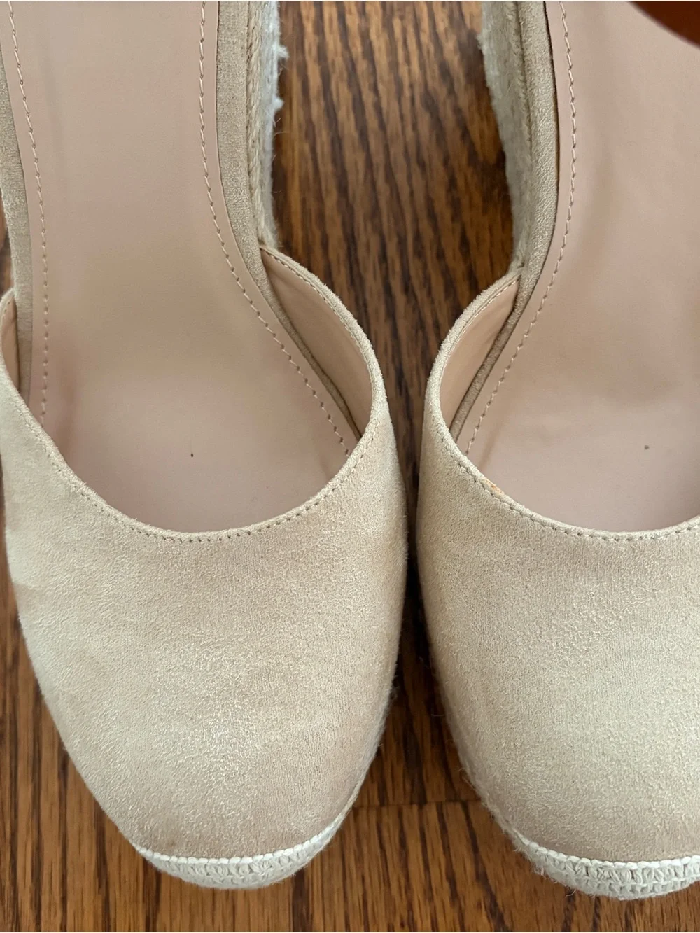 Women's sz 9 Cream Espadrille Wedge Sandals with Tan Ankle Strap. Brand new